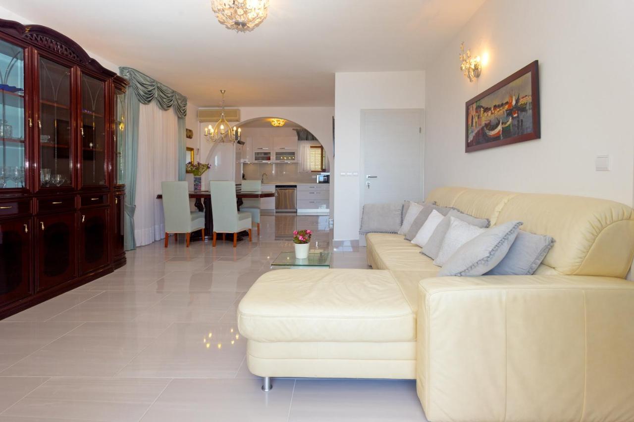 Antonia'S Place By Villa Kristonia Hvar Town Buitenkant foto